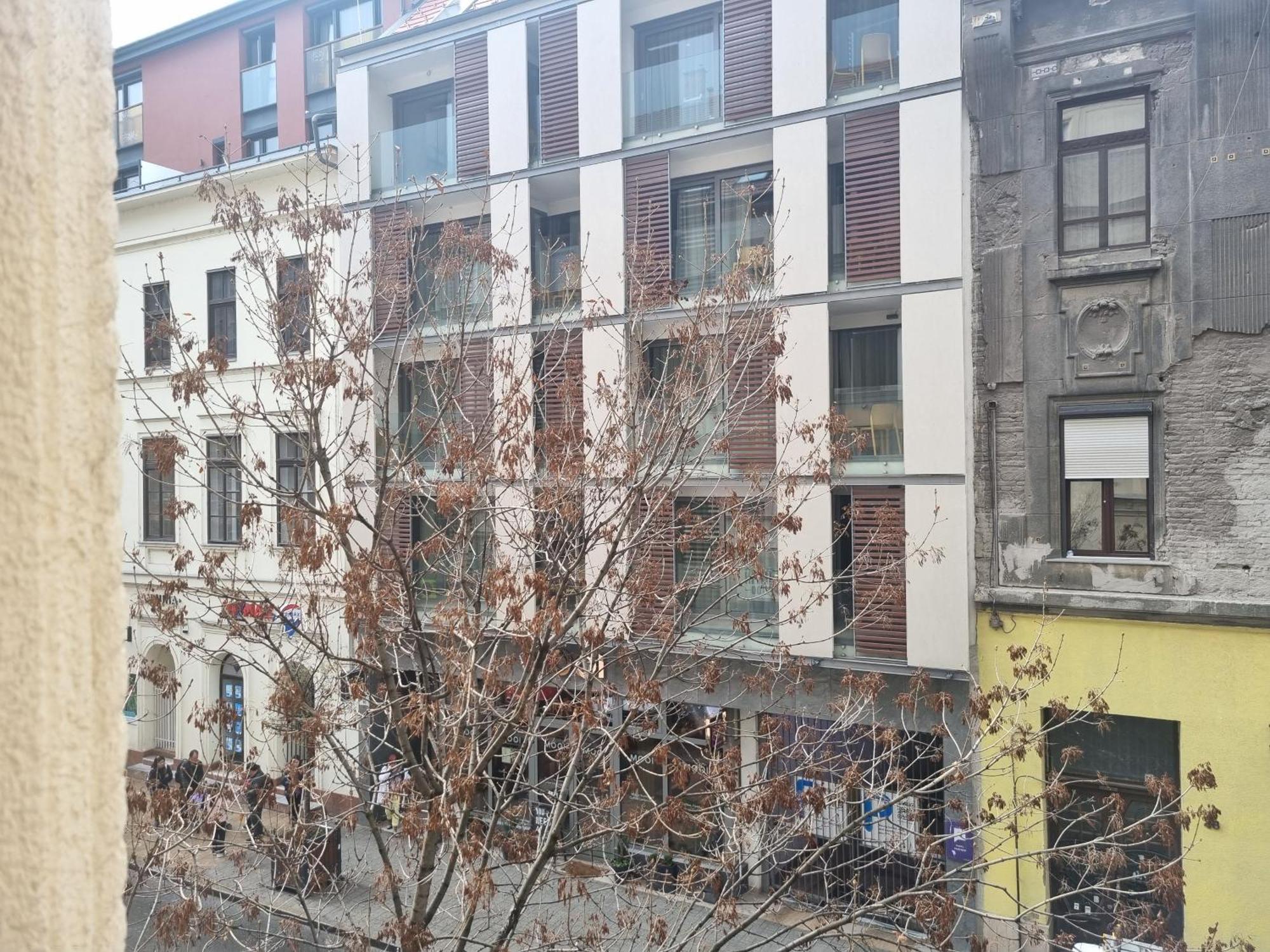 Connection Guesthouse Budapest Exterior photo